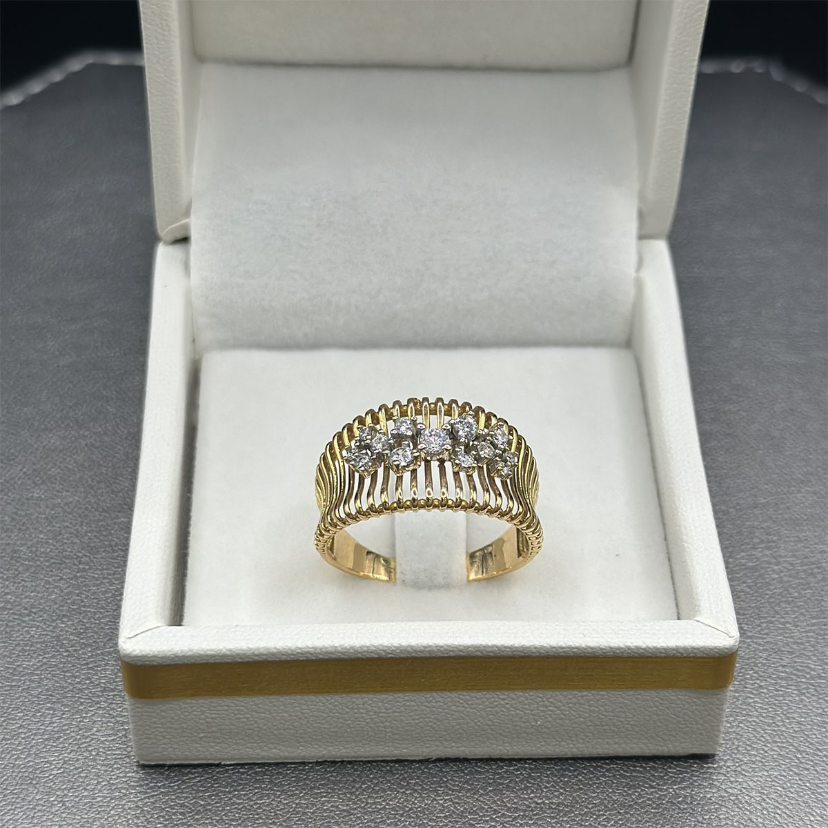 Bague en Or 18K - L'Art de la Légèreté