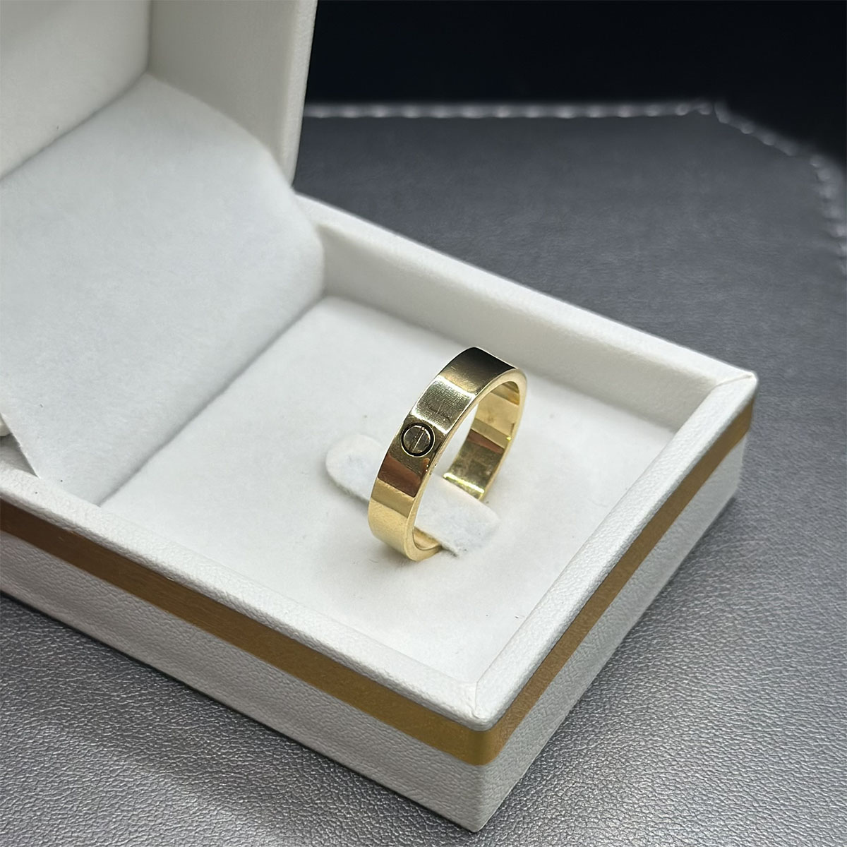 Bague en Or 18K – L’Intemporalité du Luxe – Image 2