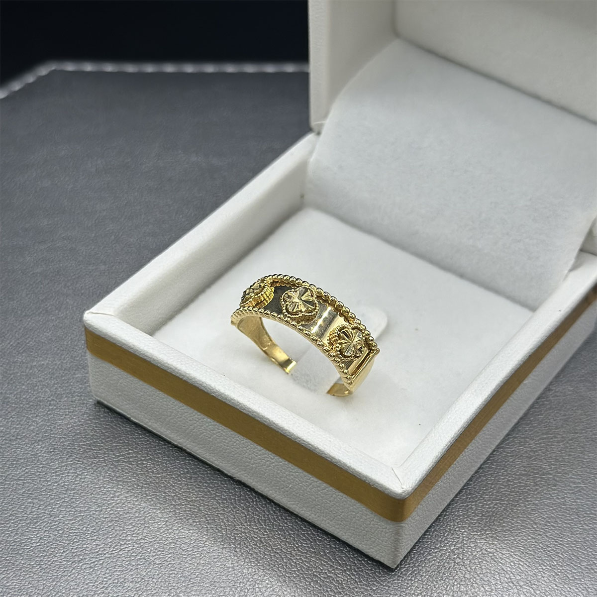 Bague en Or 18K – Design Contemporain et Élégant – Image 3