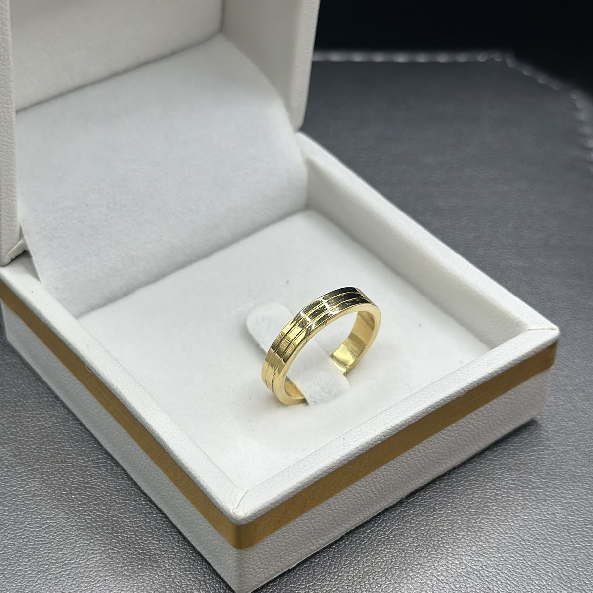 Bague en Or 18K - Élégance Minimaliste – Image 2