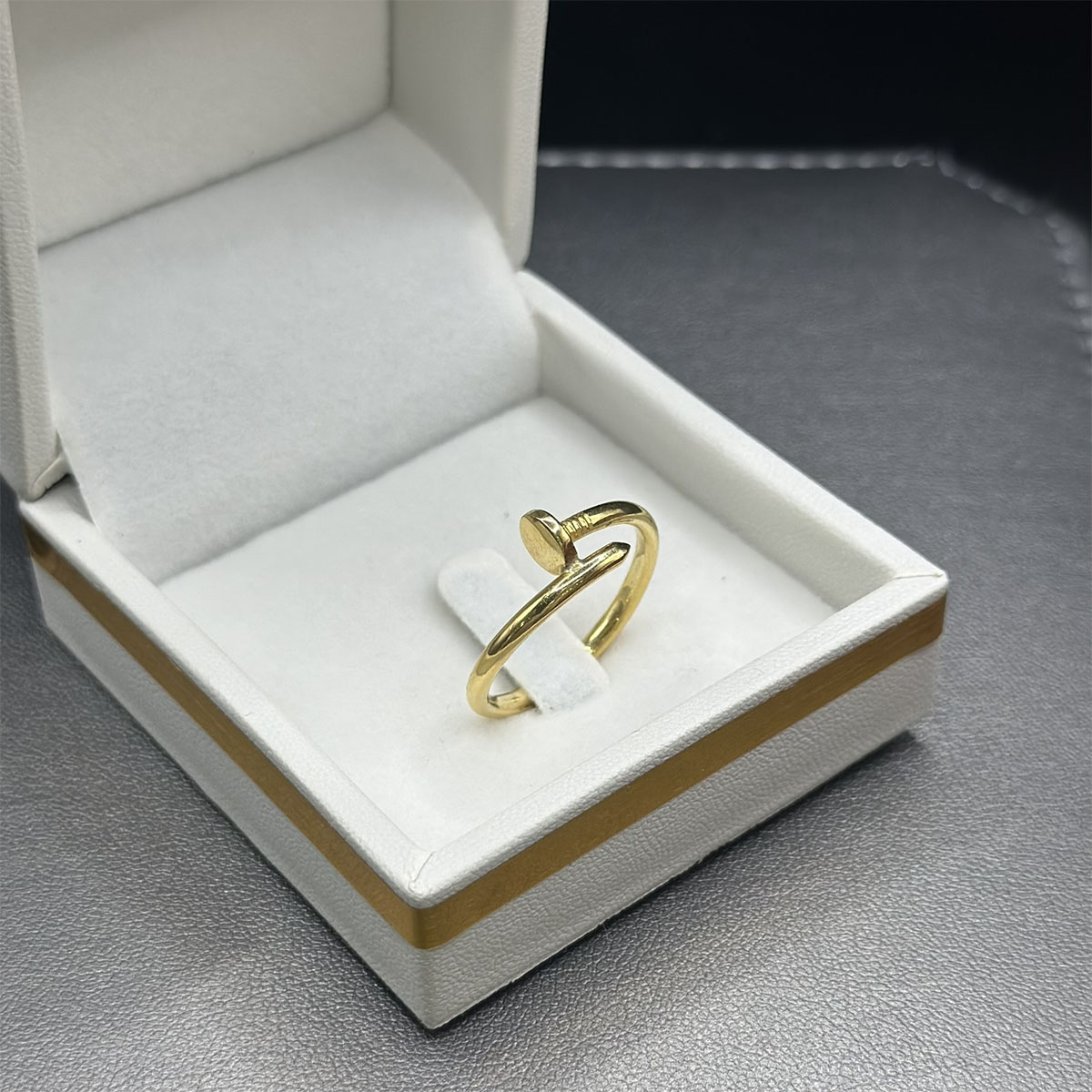 Bague en Or 18K – L’Élégance de la Simplicité Moderne – Image 2