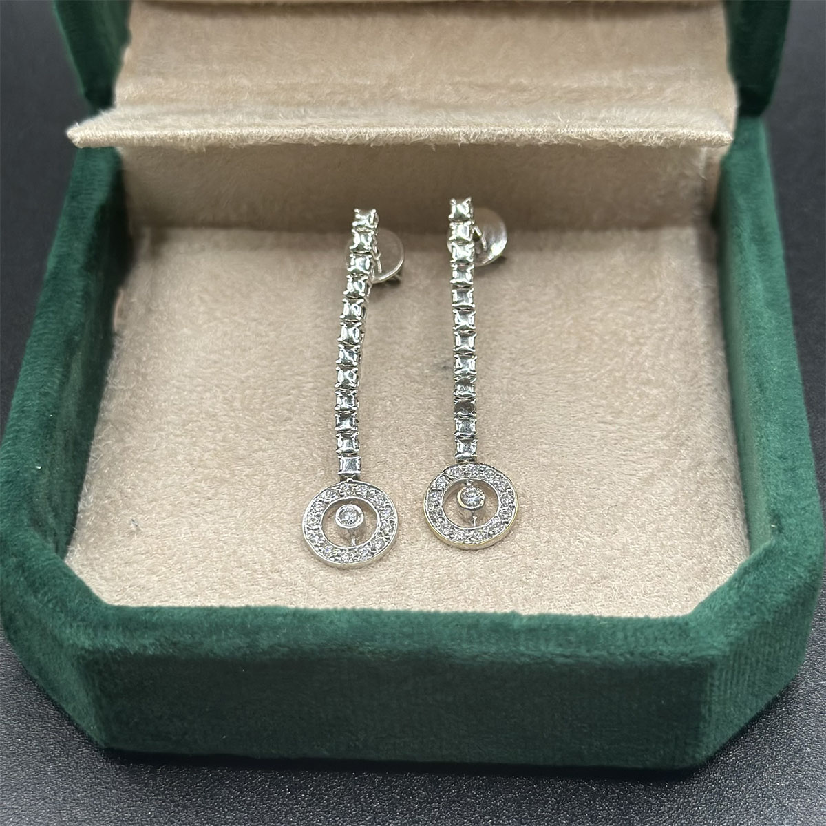 Boucles d'oreilles en diamant 18K – Modernité raffinée