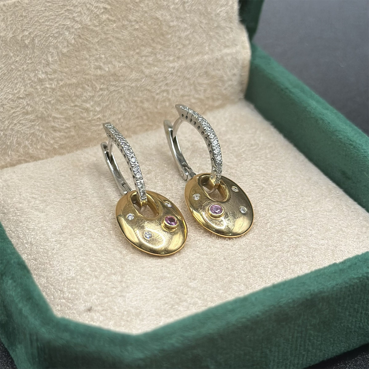 Boucles d'oreilles en diamant 18K – Lumière et simplicité – Image 2
