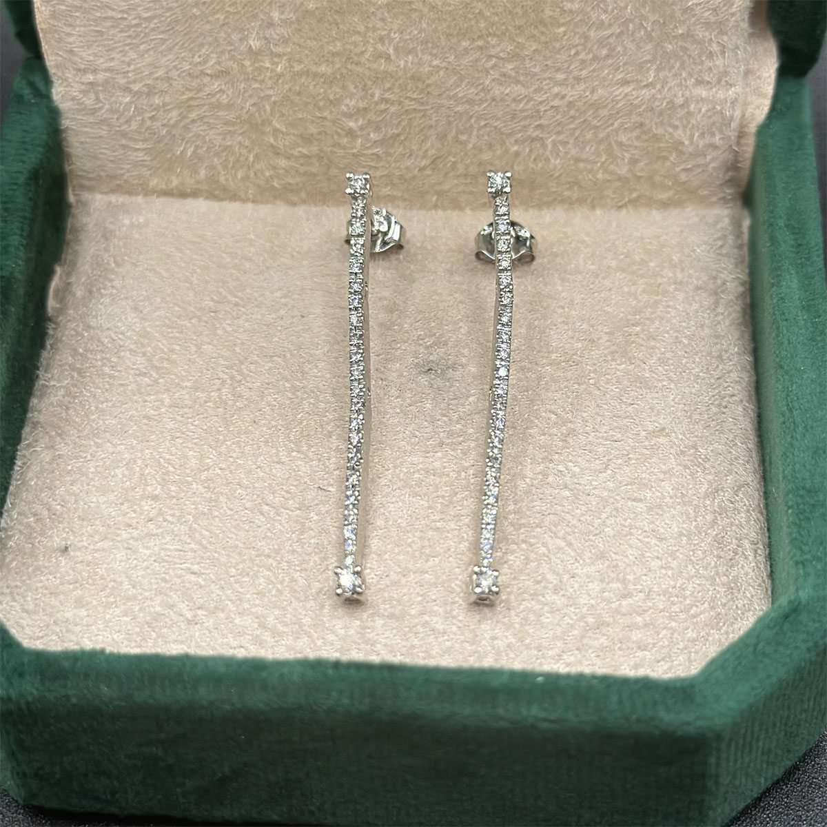 Boucles d'oreilles en diamant 18K – Élégance intemporelle