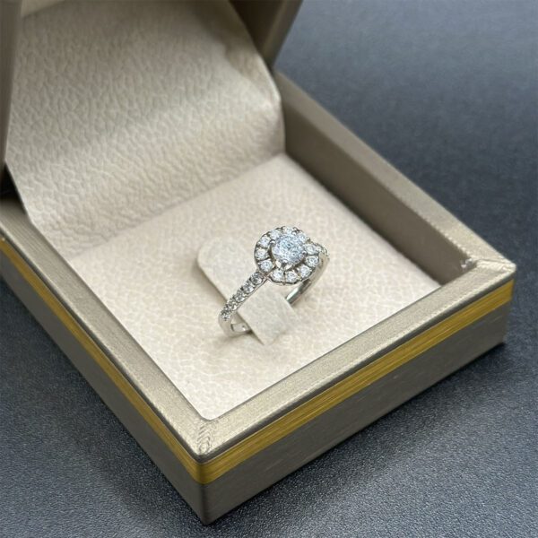 Bague en diamant – Classique et raffiné – Image 2