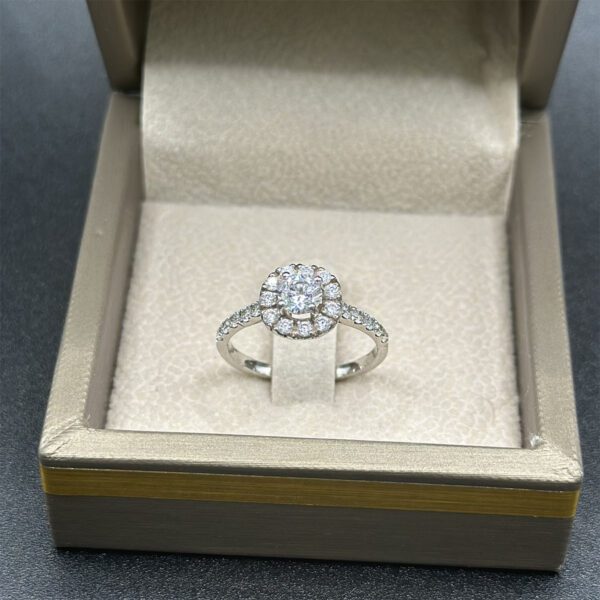 Bague en diamant – Classique et raffiné