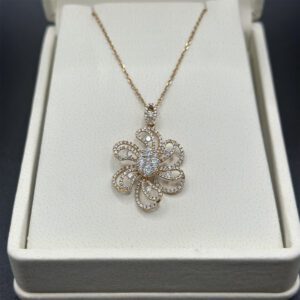 Collier en diamant 18K – Élégance raffinée