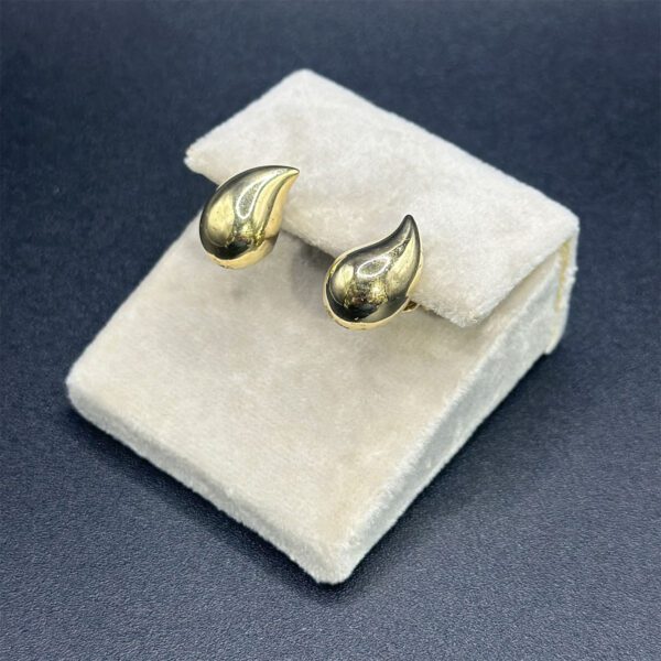 Boucles d'oreilles en Or 18K – Design Floral – Image 3