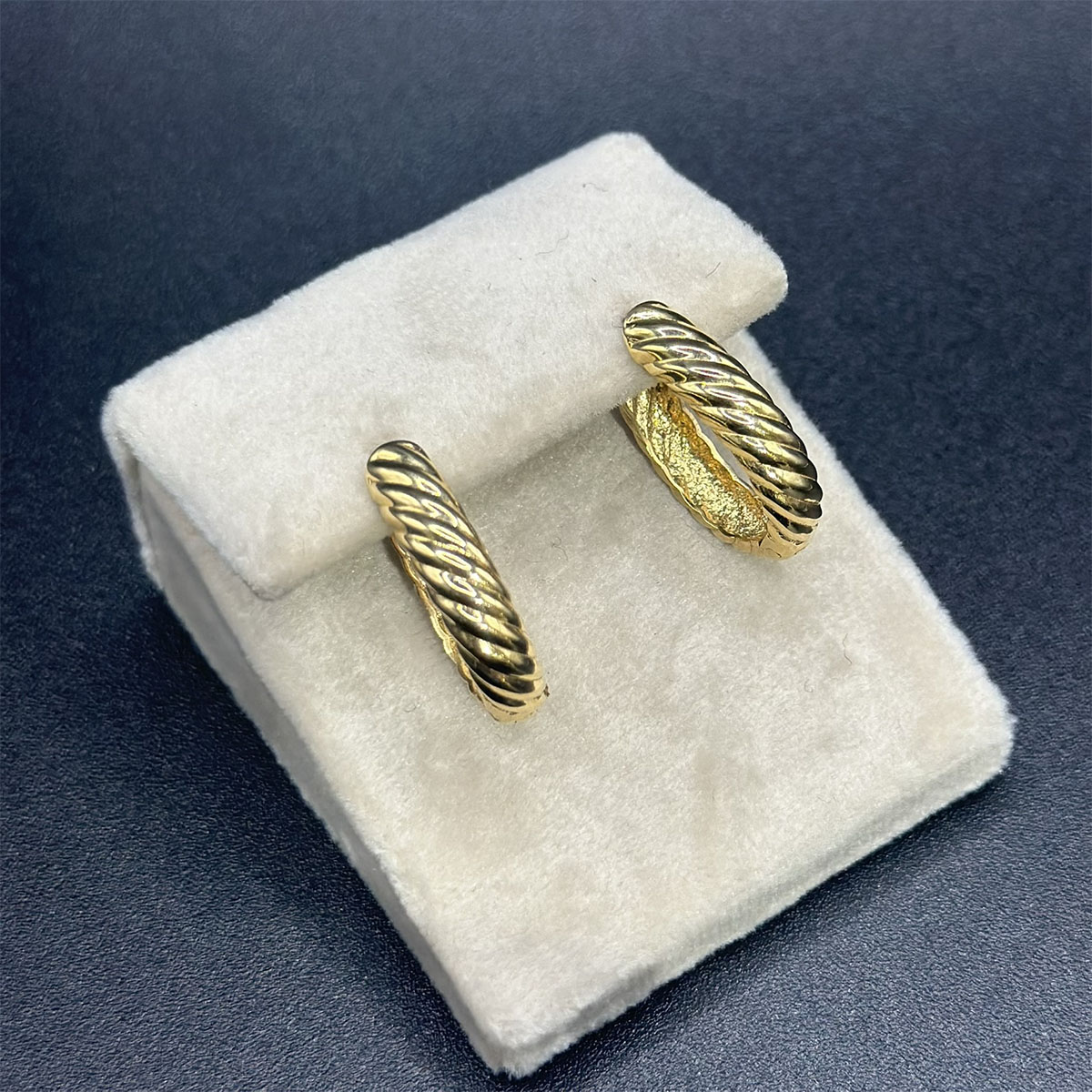 Boucles d'oreilles en Or 18K – Design Empilable – Image 2