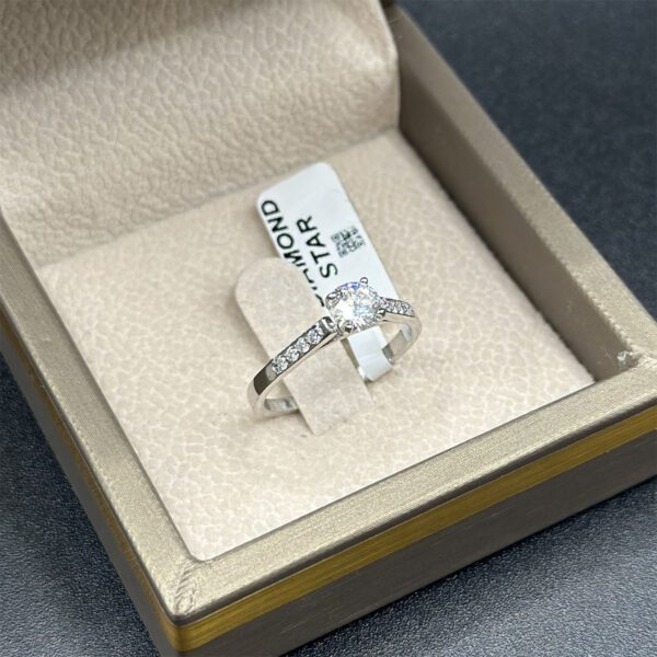 Bague en diamant – Brillance naturelle – Image 2