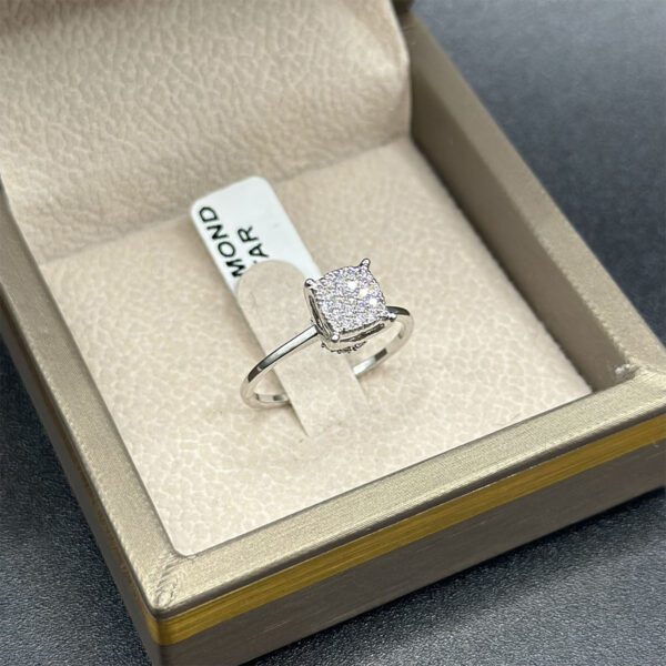 Bague en diamant – Subtilité et éclat – Image 2