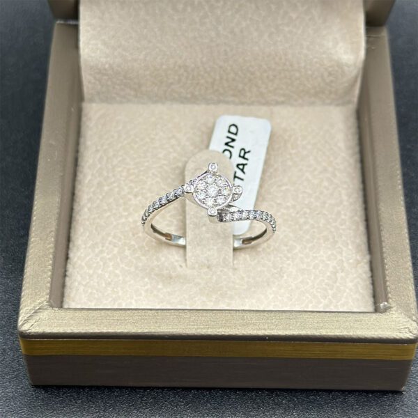 Bague en diamant – Charme discret