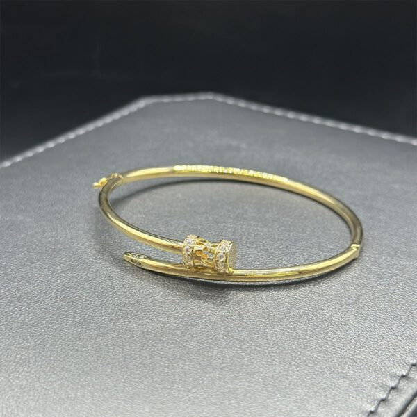 Bracelet en Or 18K – Élégance Contemporaine