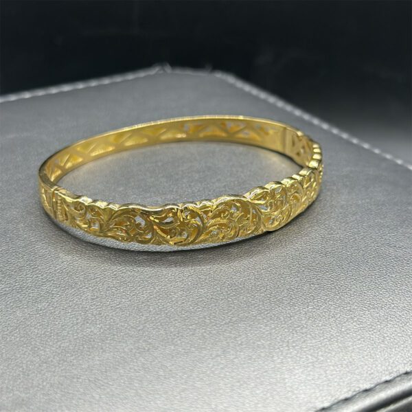 Bracelet Traditionnel en Or 18K – Richesse du Patrimoine – Image 2
