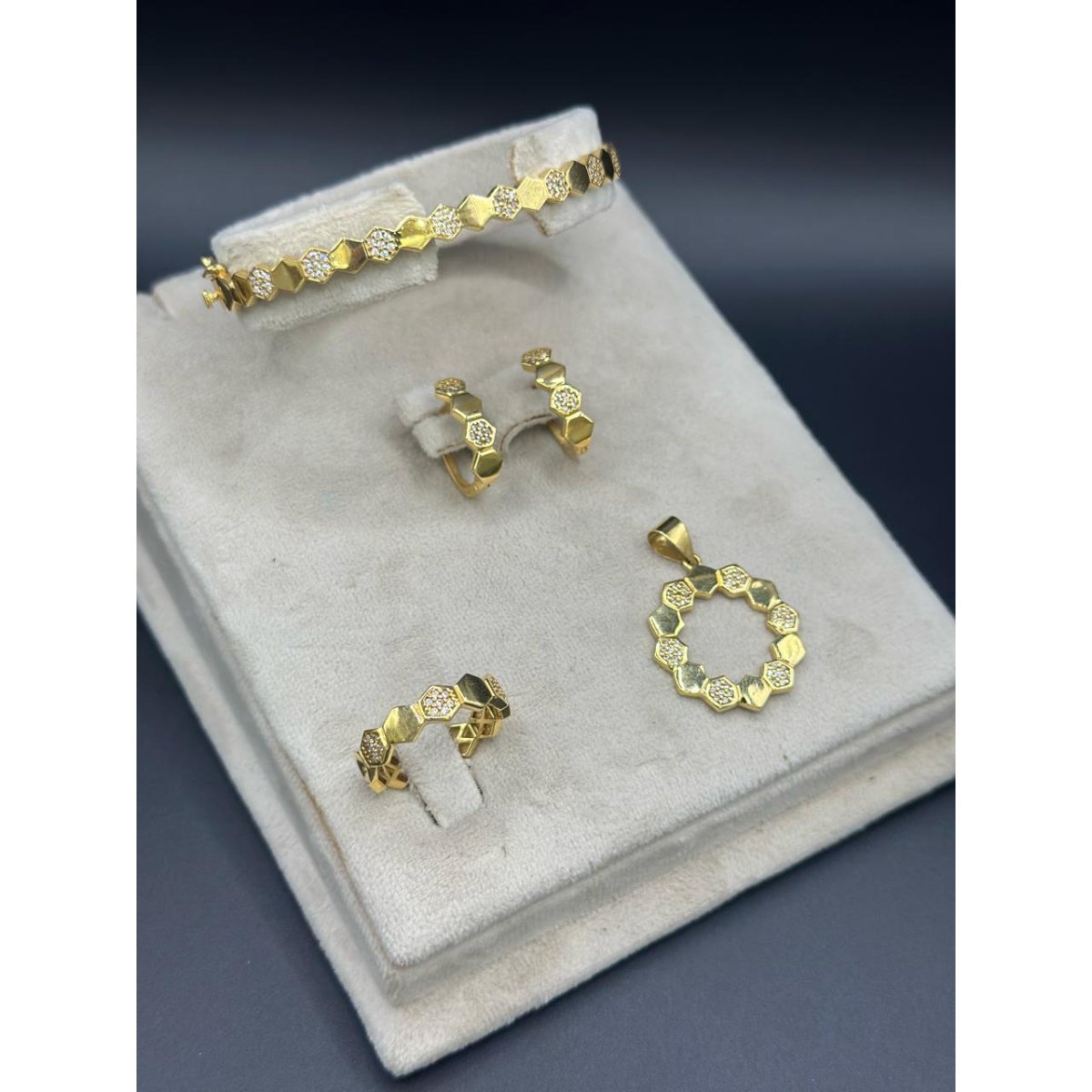 Ensemble en Or 18K – Éclat Sublime – Image 2